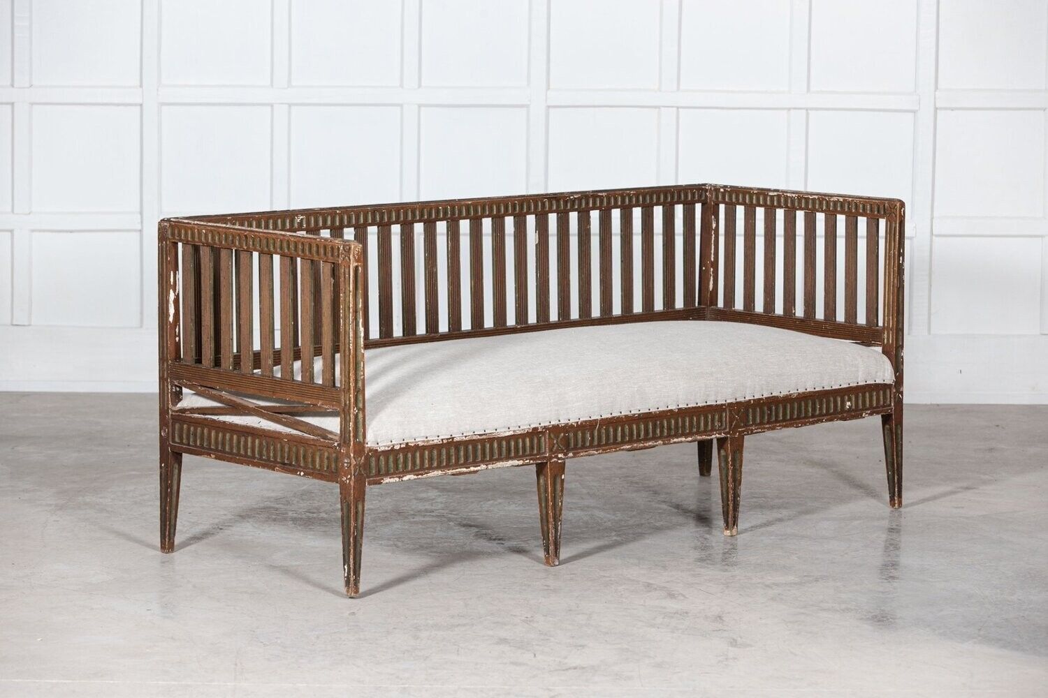 Swedish Painted Gustavian Sofa   Daybed