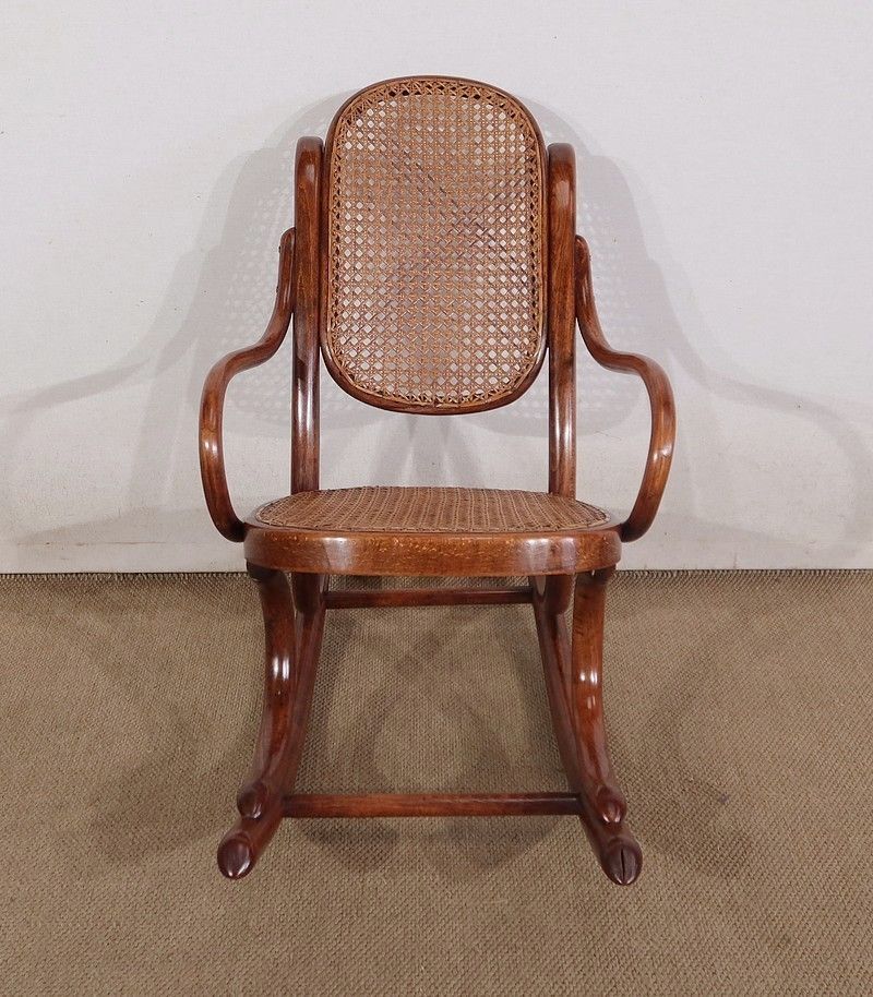 Beech Children's Rocking Chair, Maison Thonet – 1910 photo Furniture