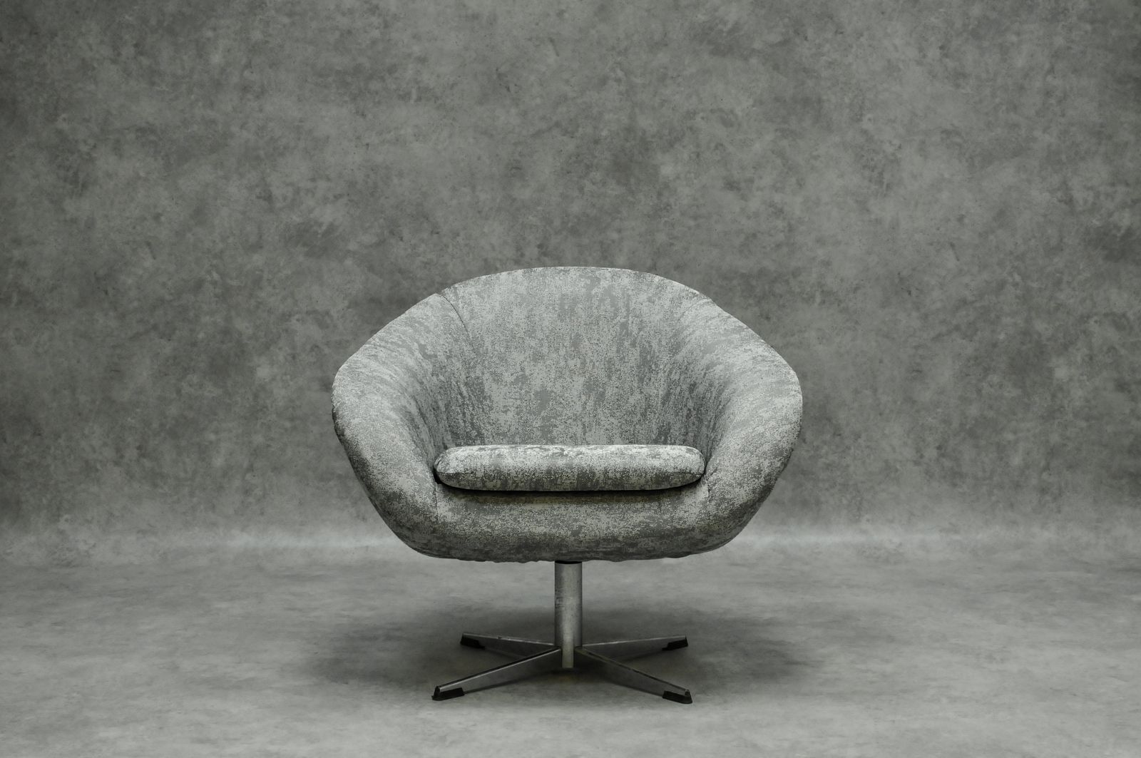 Folke Armchair