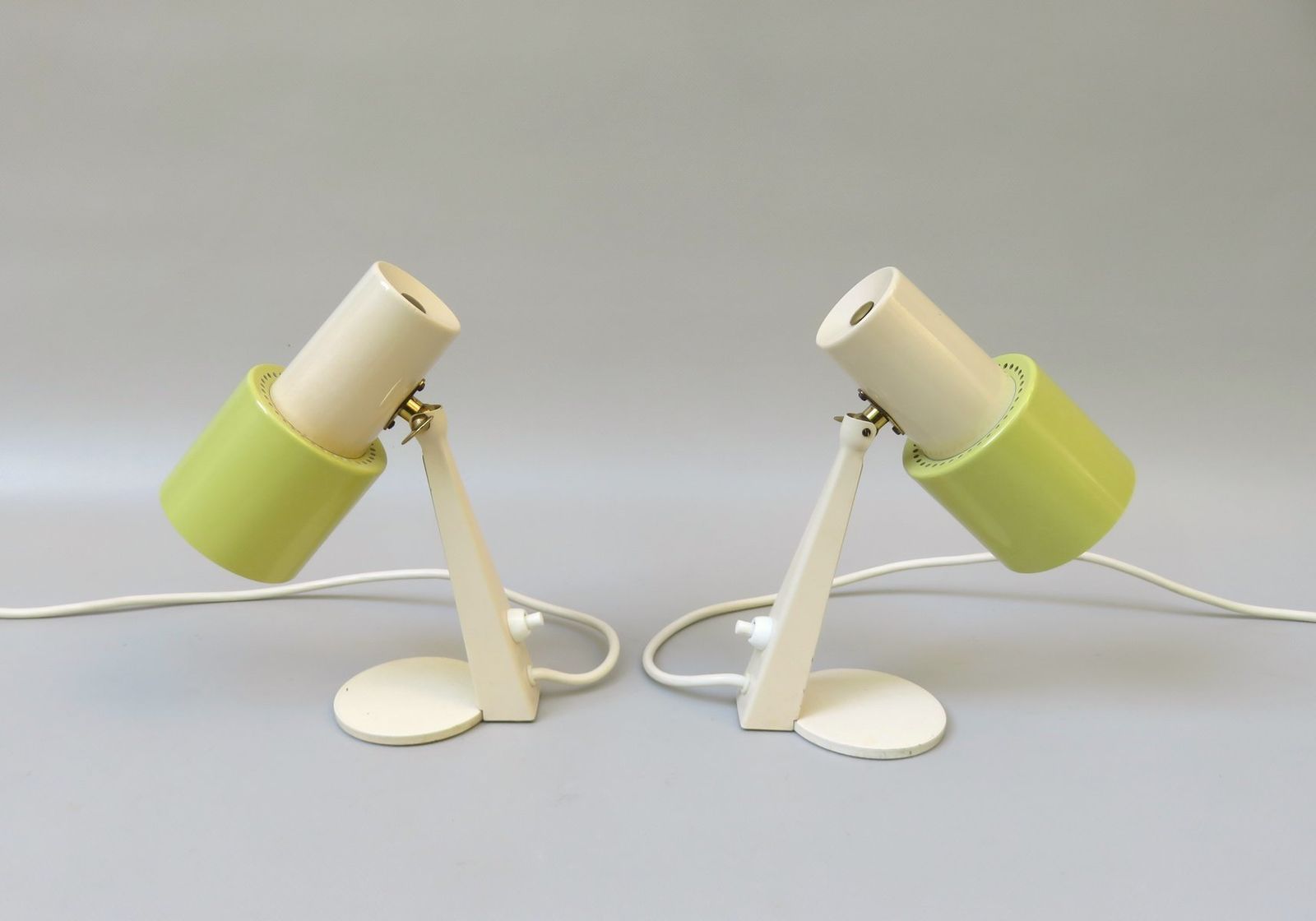 Small Table Lights In Beige And Green Brass 1960s Set Of 2 photo vinterior