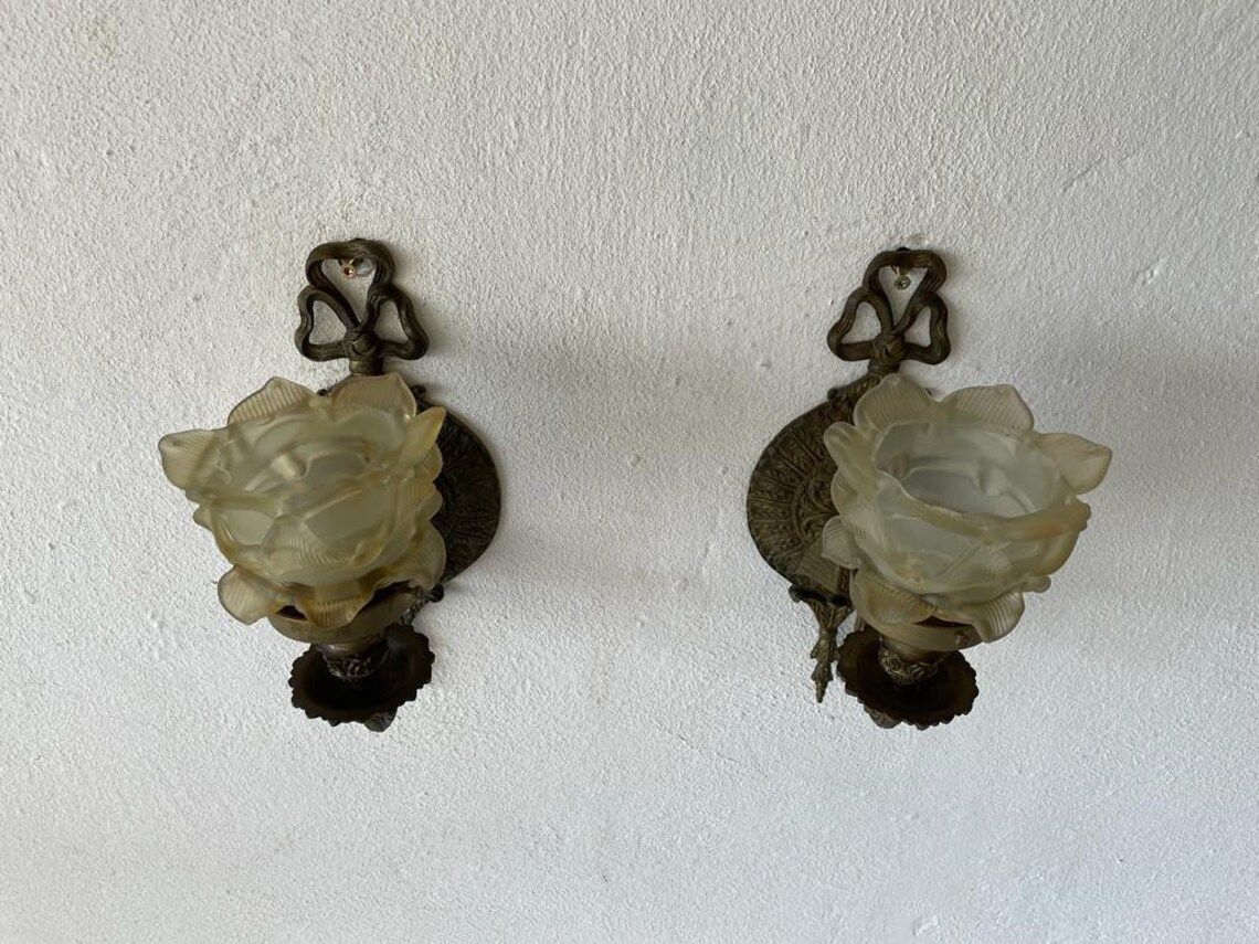 Unique French Flower Shaped Smoke Glass & Brass Pair Of Sconces, 1940s, France photo 1411.12