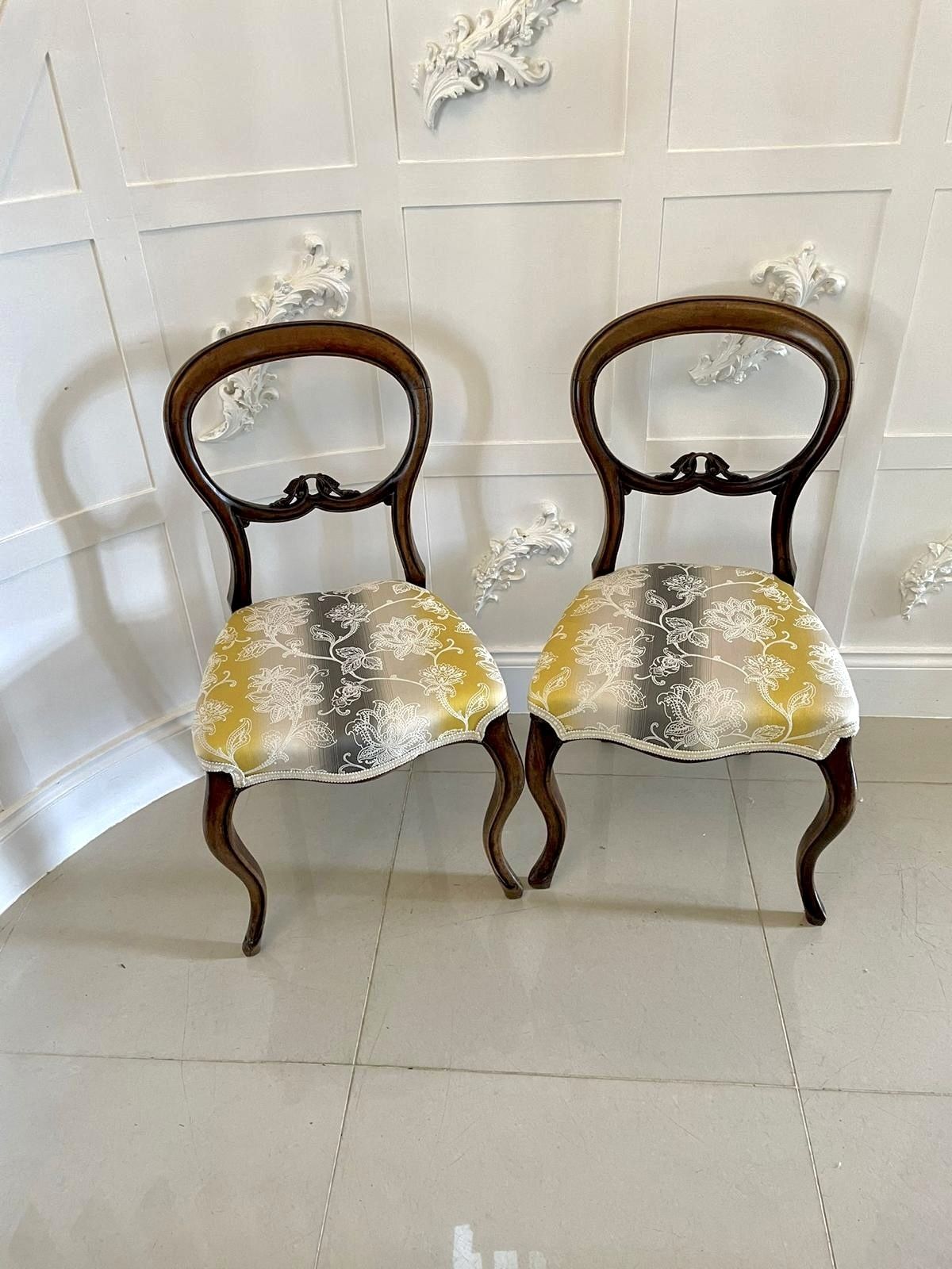 Pair Of Antique 19th Century Walnut Side Chairs photo vinterior