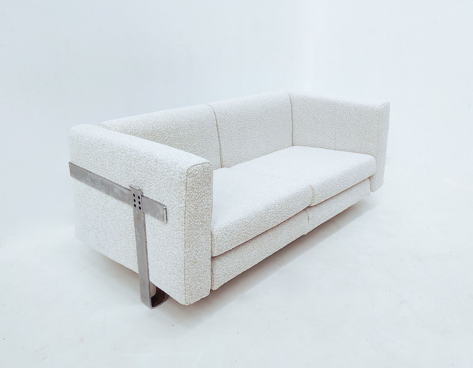 Mid Century Modern Sofa By Luigi Caccia Dominioni For Azucena photo vinterior
