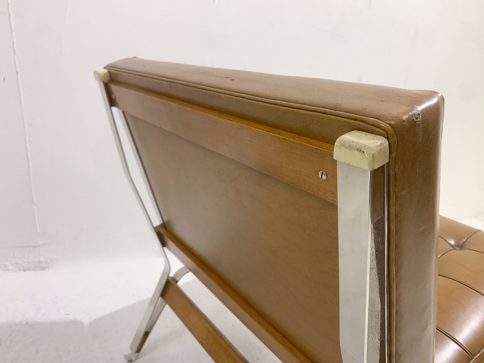 Pair Of Mid Century Modern "856" Armchairs By Ico Parisi photo buy