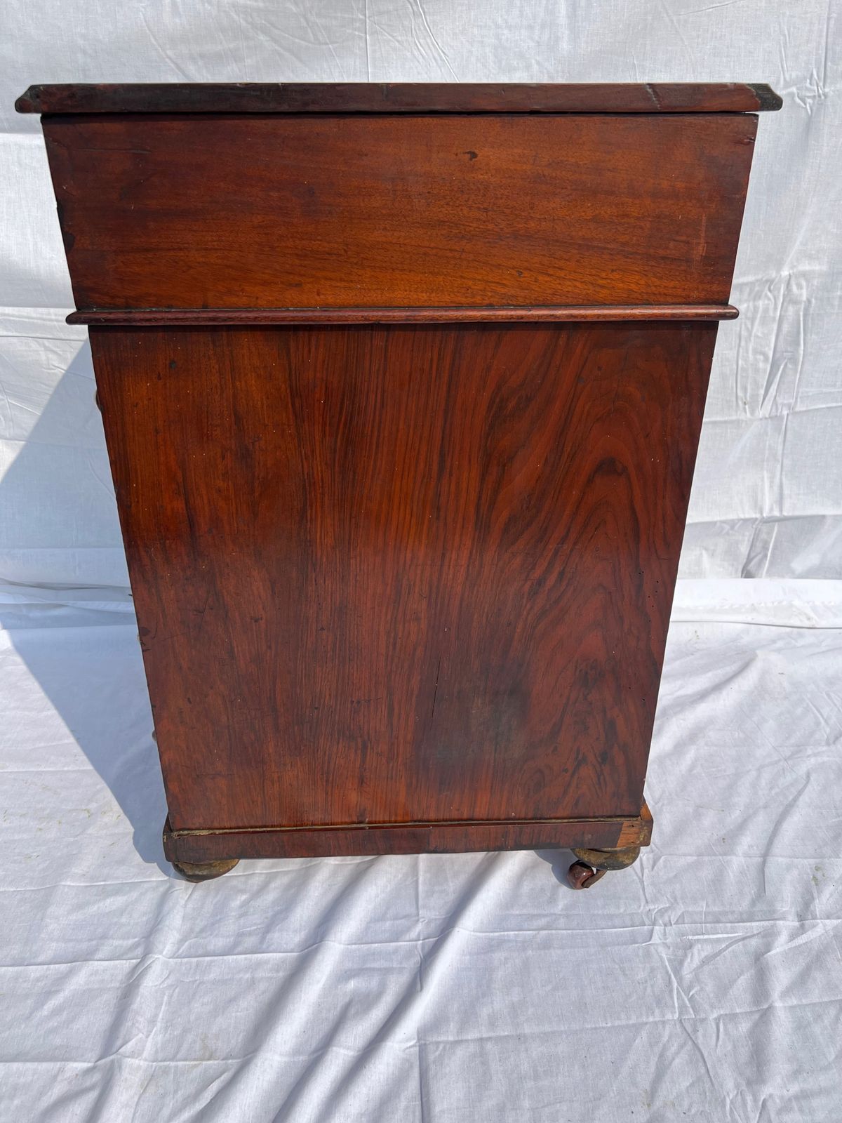 photo furniture A 19th Century Tunbridge Inlaid Mahogany Davenport Writing Desk
