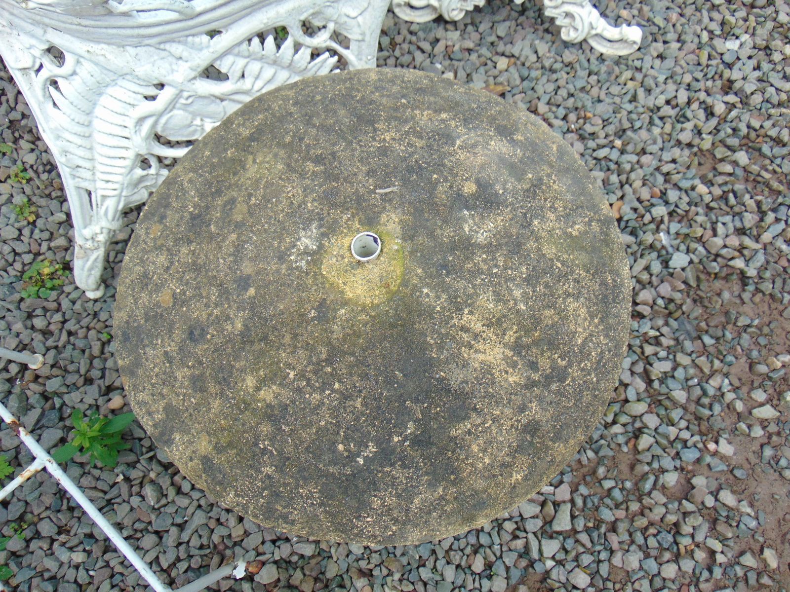 Weathered Reconstituted Stone, Staddle Stone, Mushroom Water Feature/Fountain photo Garden Decor