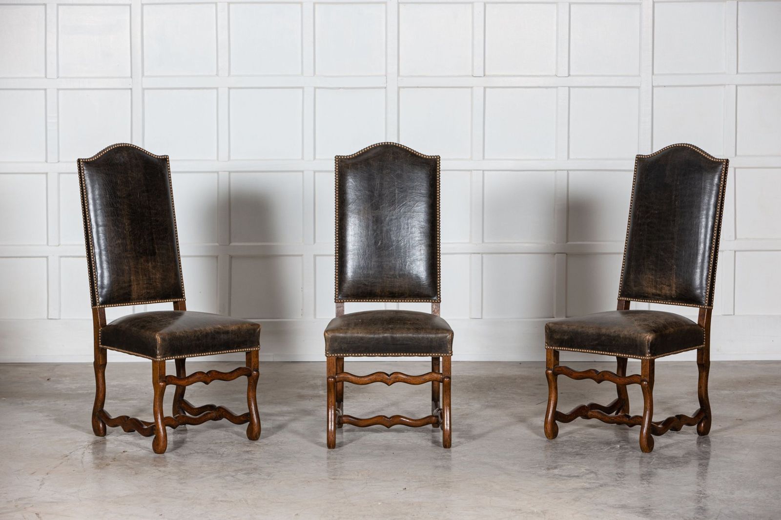 Set Of 6 French Louis XIV Style Oak Chairs photo buy