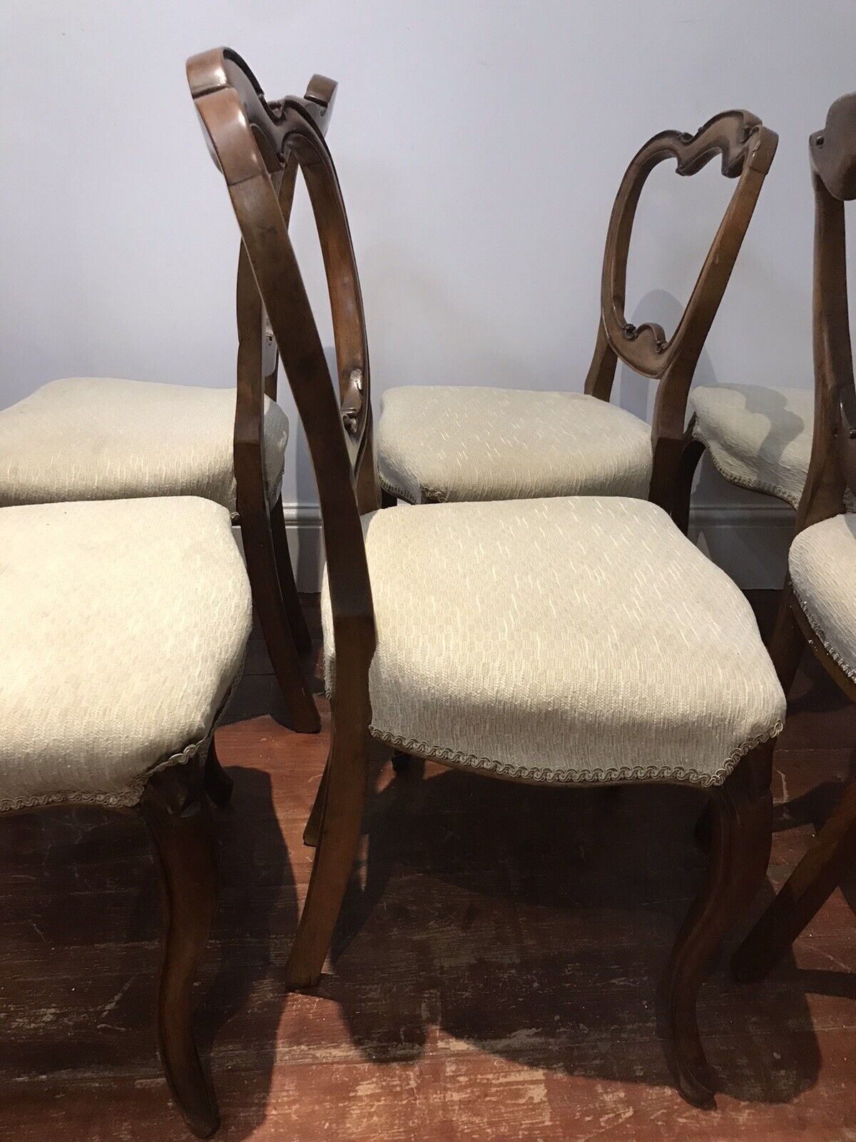 Fine Antique Set Of 6 Walnut Victorian Balloon Back Dining Chairs C1865 photo 950.0