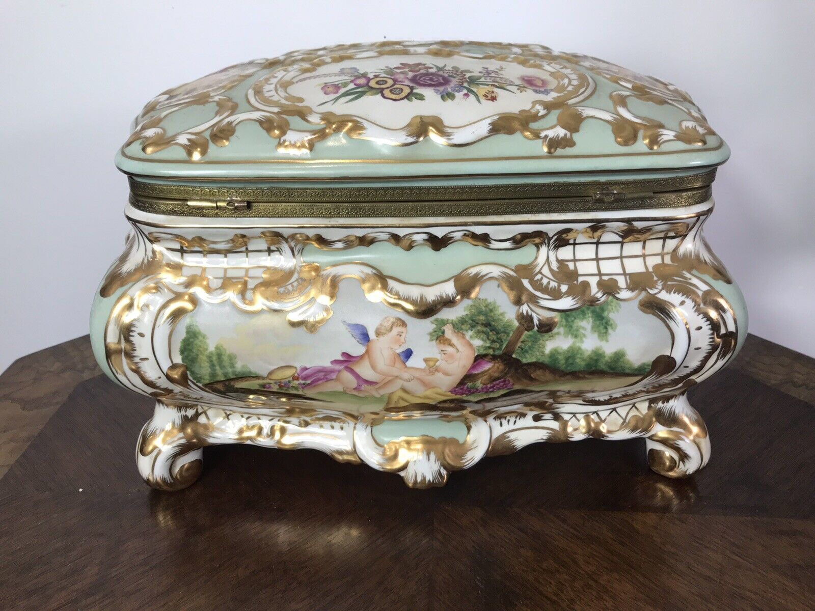 Stunning Object Of Virtue Marie Antoinette Sevres Style Porcelain Trinket Casket photo Home Decor