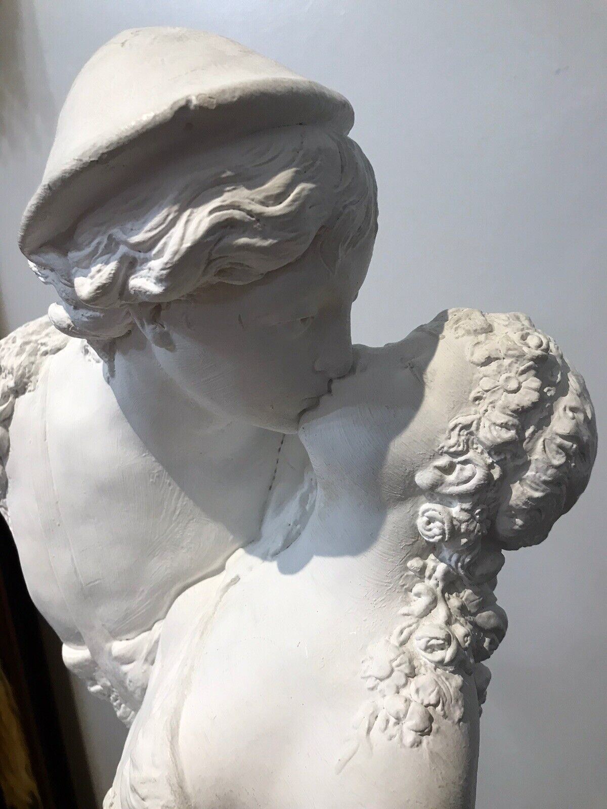 Fine Italian Sculpture ‘Loves First Kiss’ On Ornate Plinth Signed By Artist photo 345.0