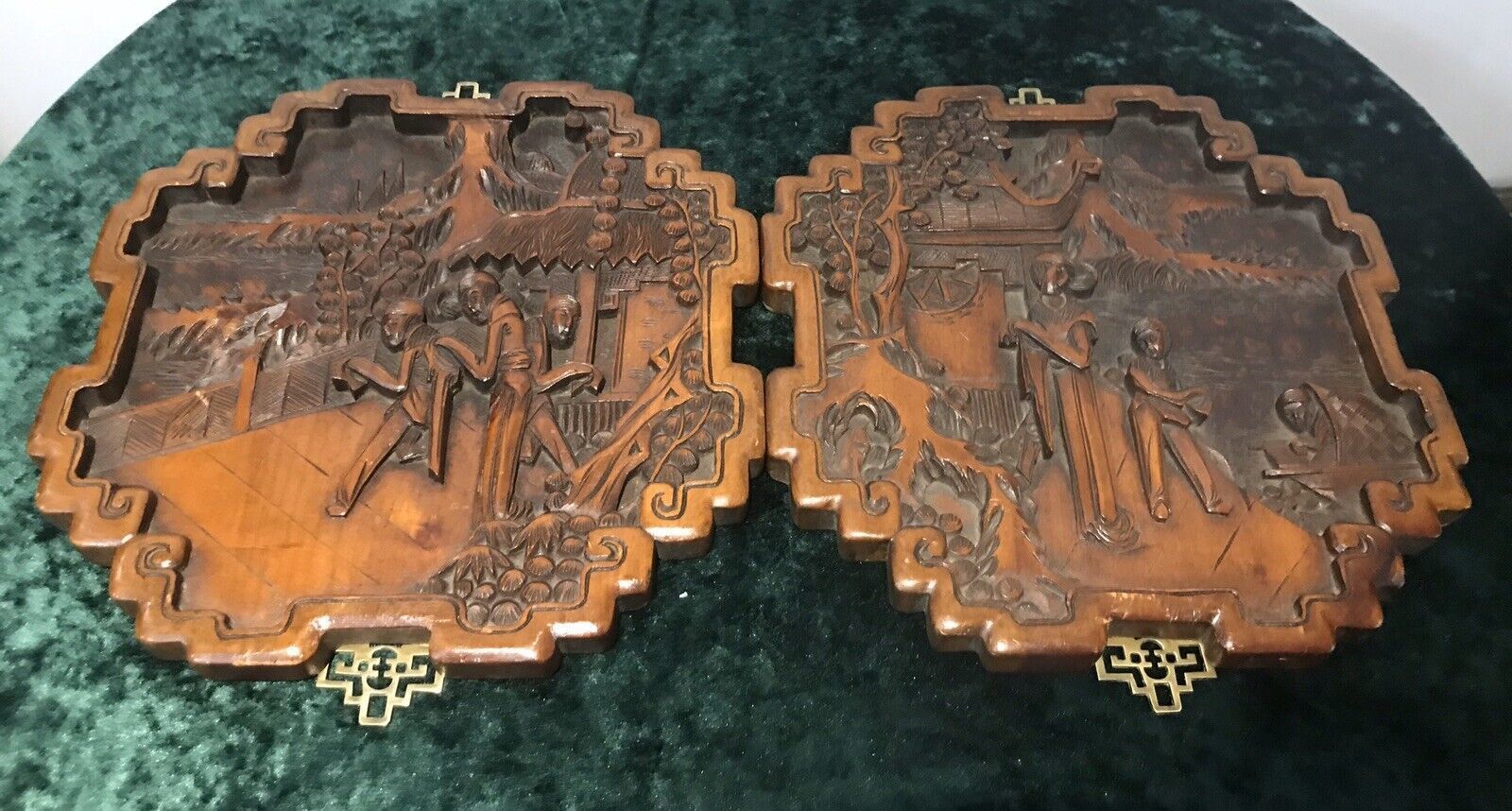 Fine Quality Pair Of Oriental Kang Si Style Hardwood Wall Plaques photo vinterior