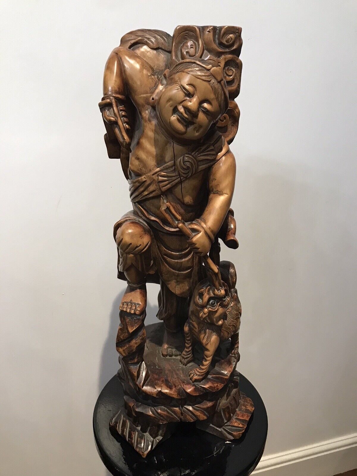photo for sale Late 19th Century Oriental Chinese Foo Man Sculpture Carved In Fruitwood