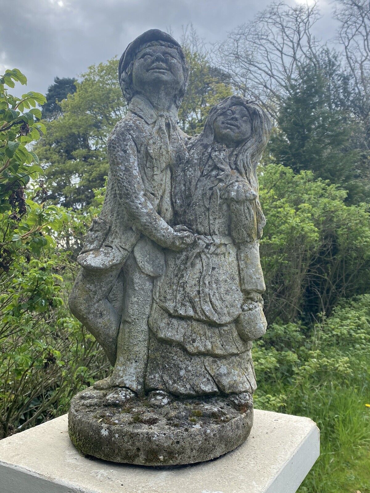 Vintage Jolly Farmer And His Wife Embracing Garden Statue photo Garden Decor