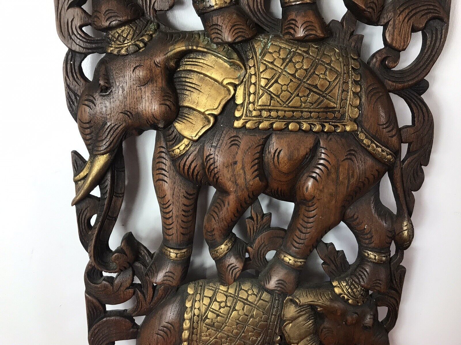 Large Hand Carved Plaque Of Balancing Trio Of Elephants In Hardwood & Gilt Work photo 265.0