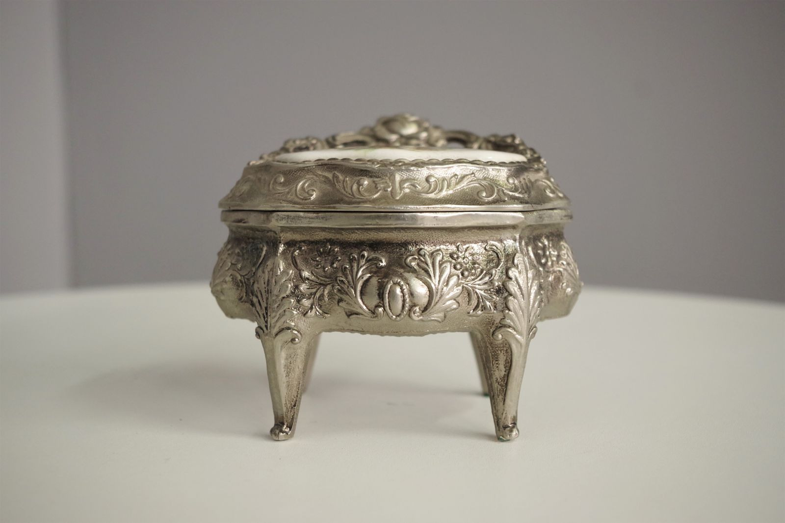 Metal Jewelery Box From The 1950s photo 126.0