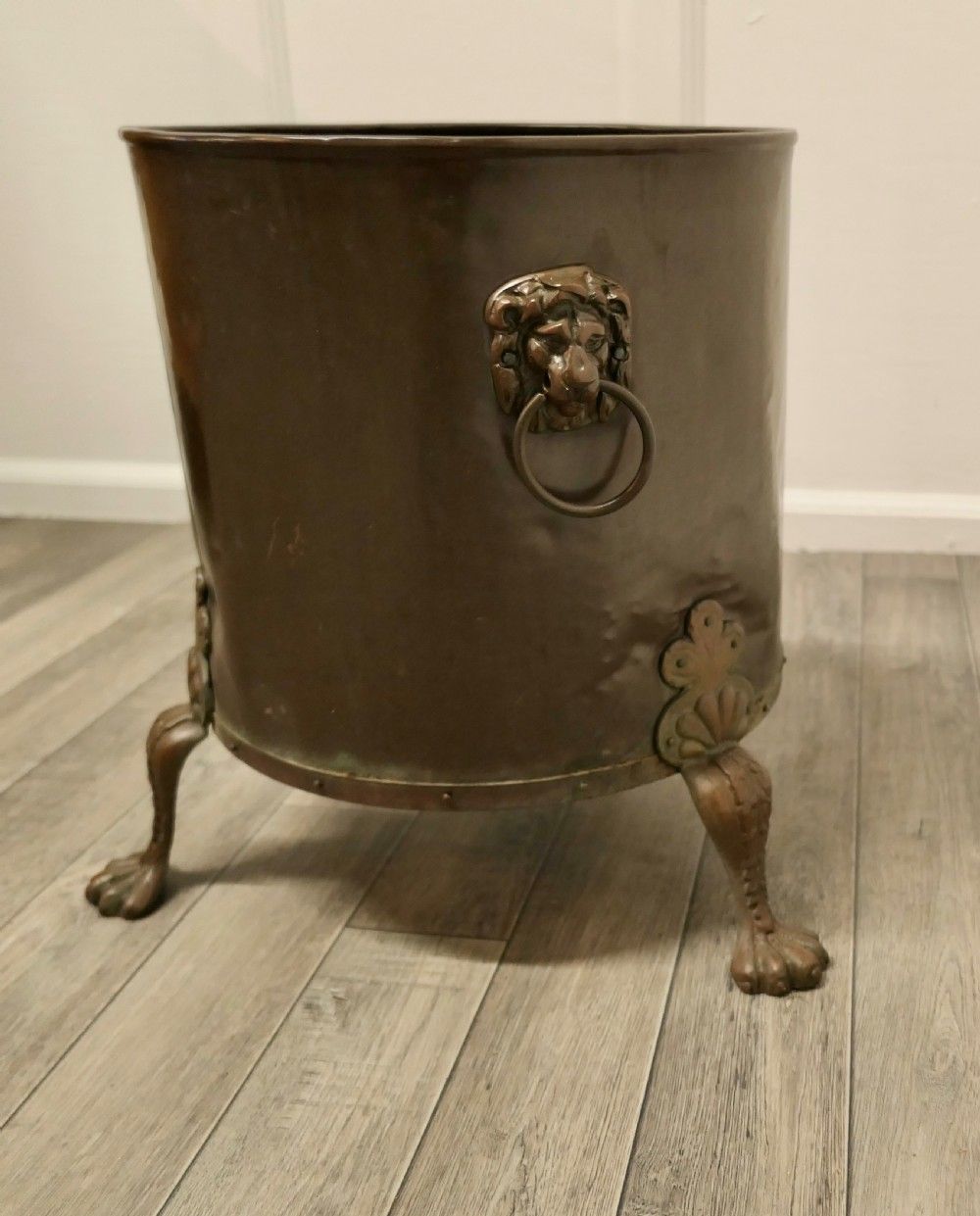 19th Century Copper Coal Or Log Bucket On Lions Paw Feet photo for sale