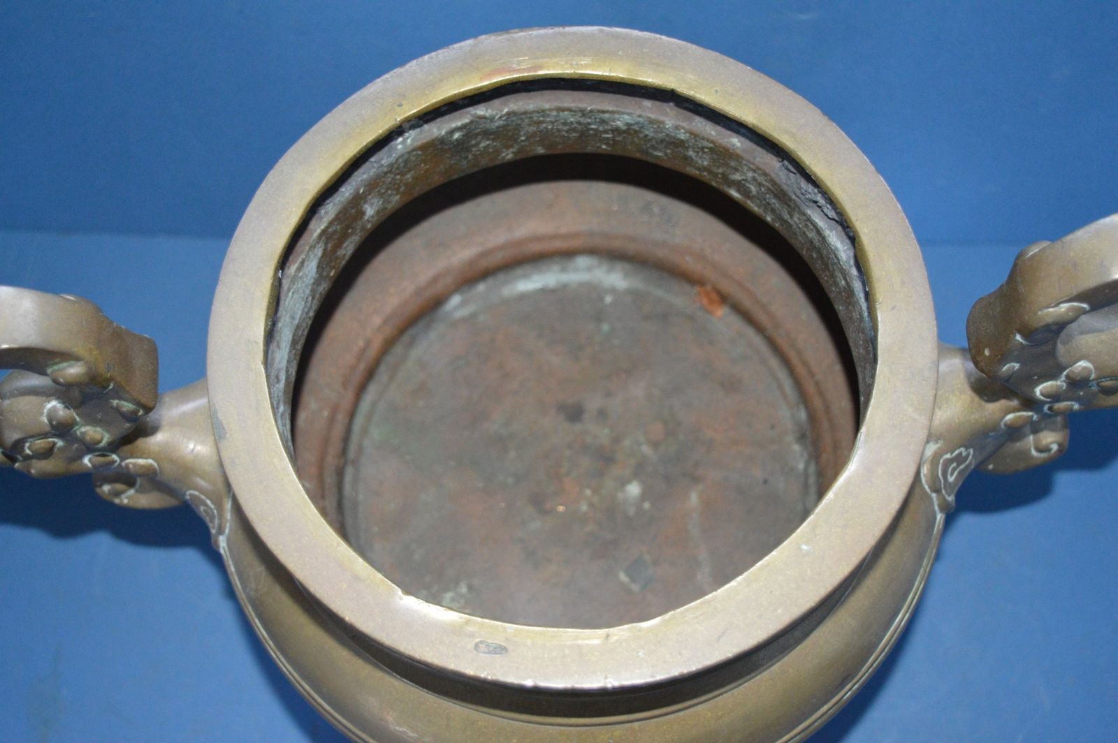 Very Large Chinese Bronze Lidded Censer, C1870. photo buy