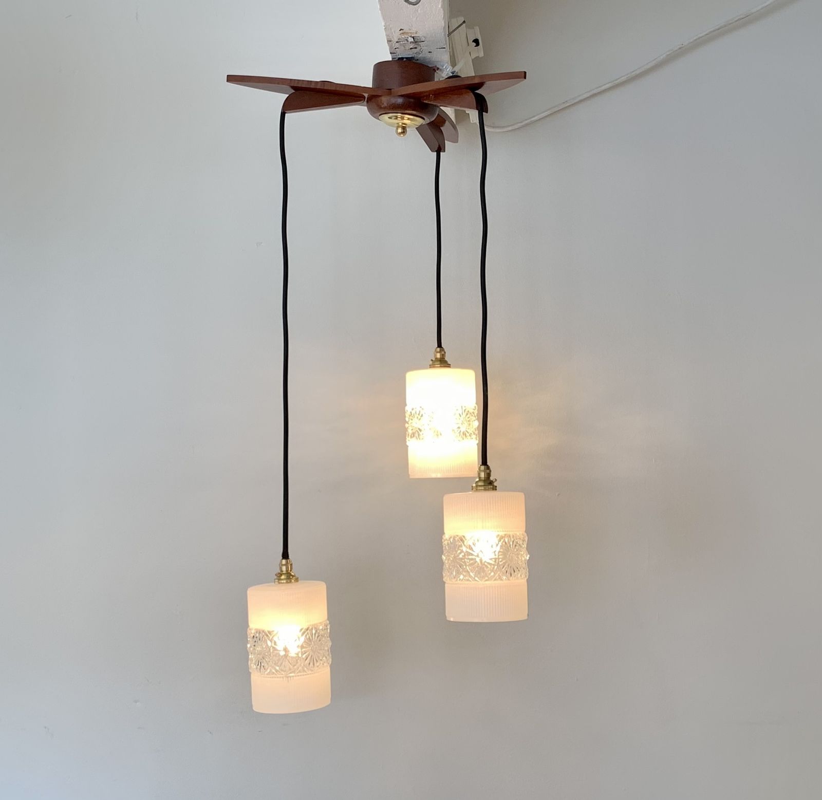 Mid Century Teak And Glass Cascade Chandelier C.1960's, Rewired And Ready To Be Placed. photo vintage
