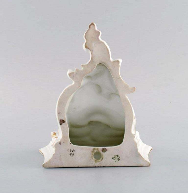 Antique Wall Console In Hand Painted Porcelain With Flowers And Gold Decoration photo 271.0