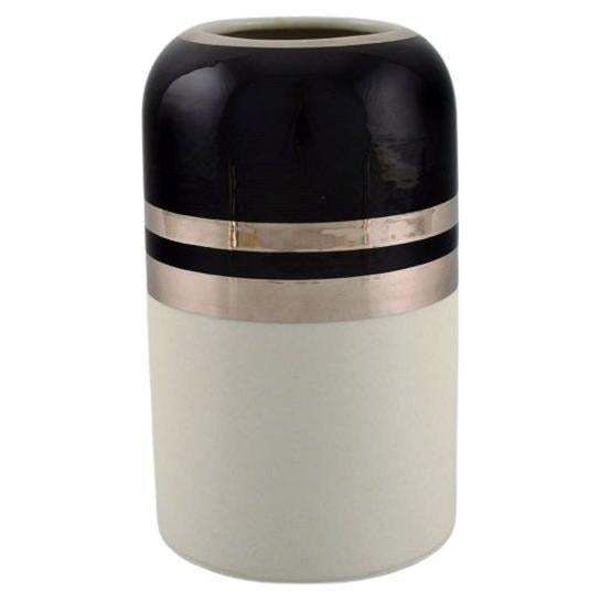 Peter Winquist For Arabia. Modernist Vase In Ceramics With Silver Decoration photo vinterior
