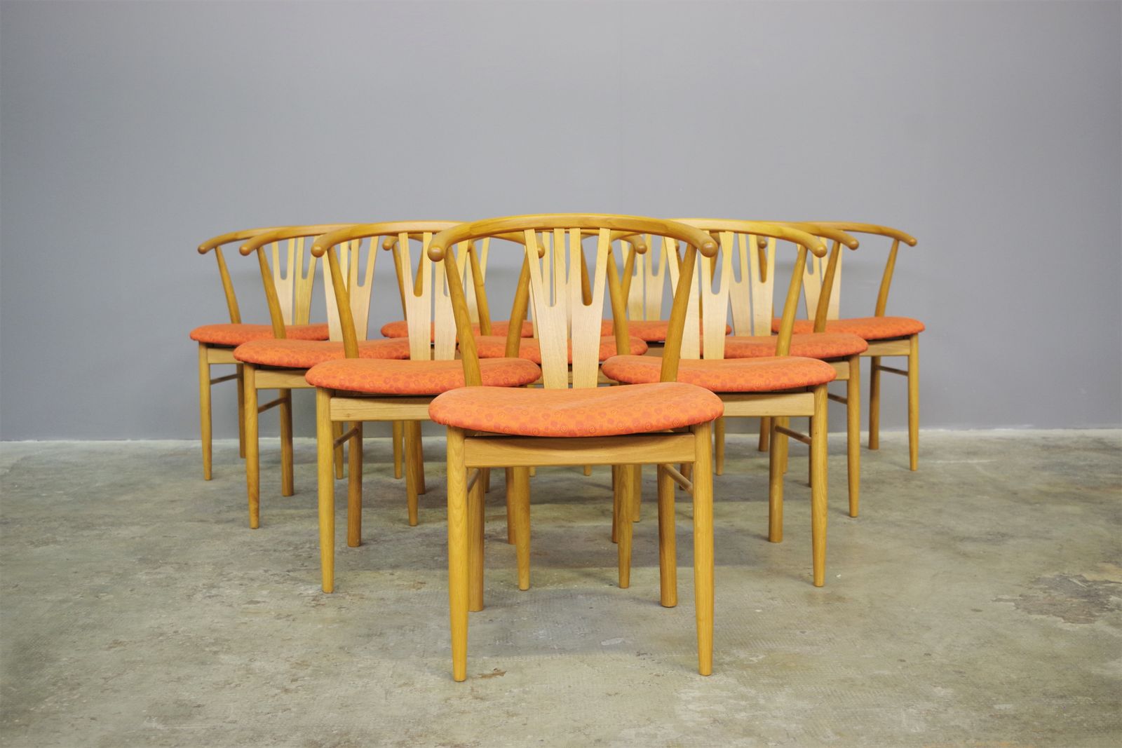 Set Of 11 New Modern Oak Chairs In Curved Wood photo for sale