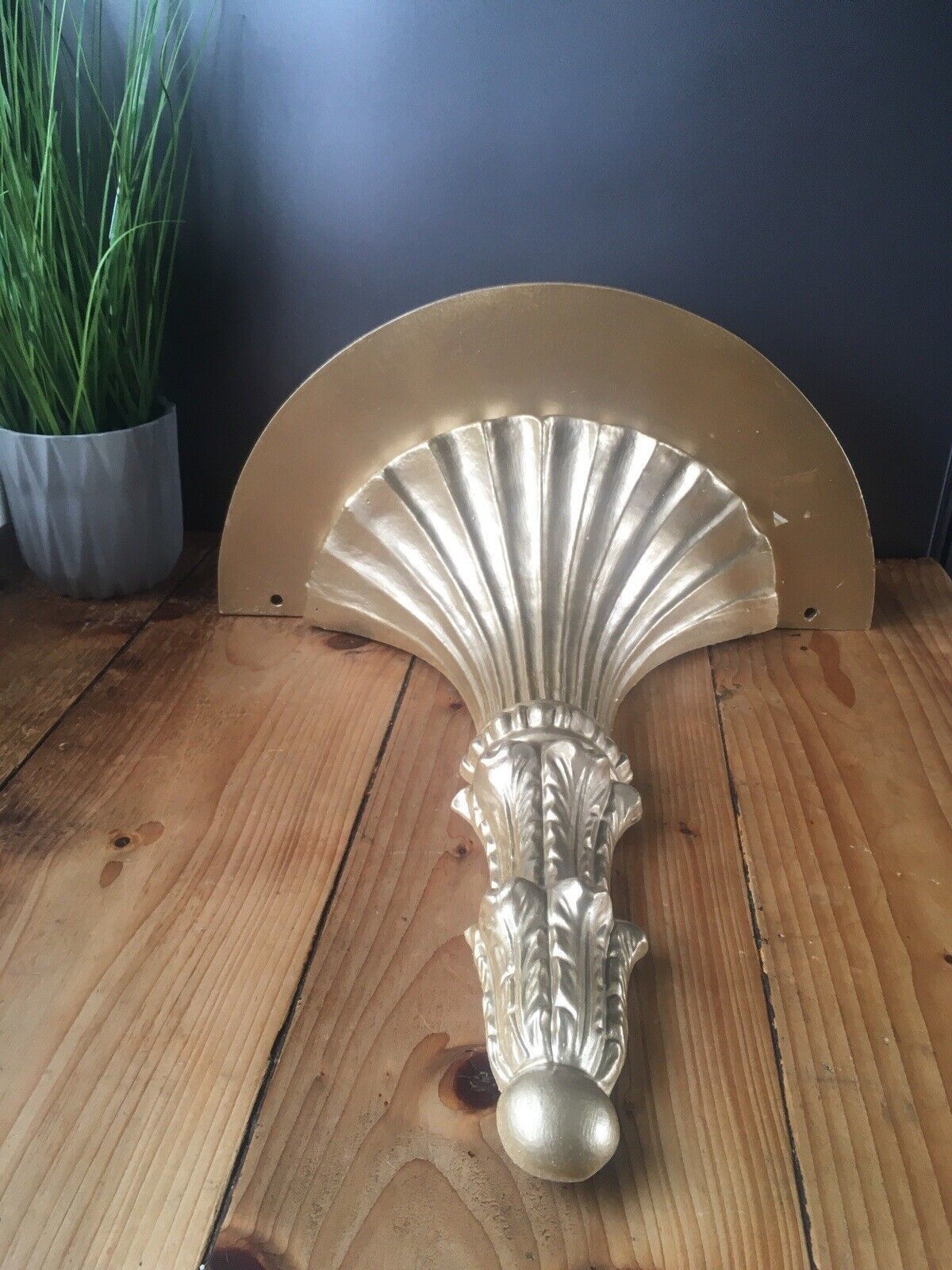 Vintage Gold Rococo Italian Baroque Wooden Scalloped Leaf Wall Bracket Shelf photo vinterior