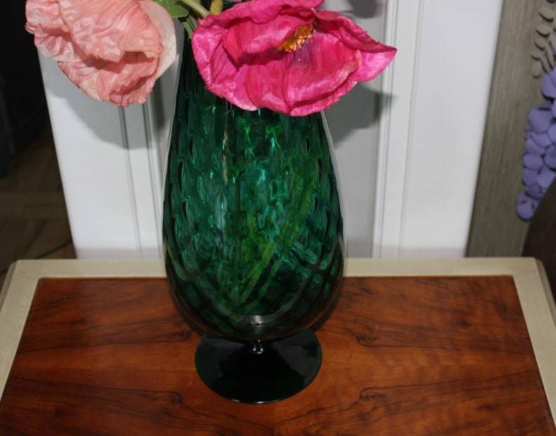 photo furniture Stunning Green Glass Hand Blown Italian Pedestal  Emerald Home Accent Wedding, Anniversary Gift Vase