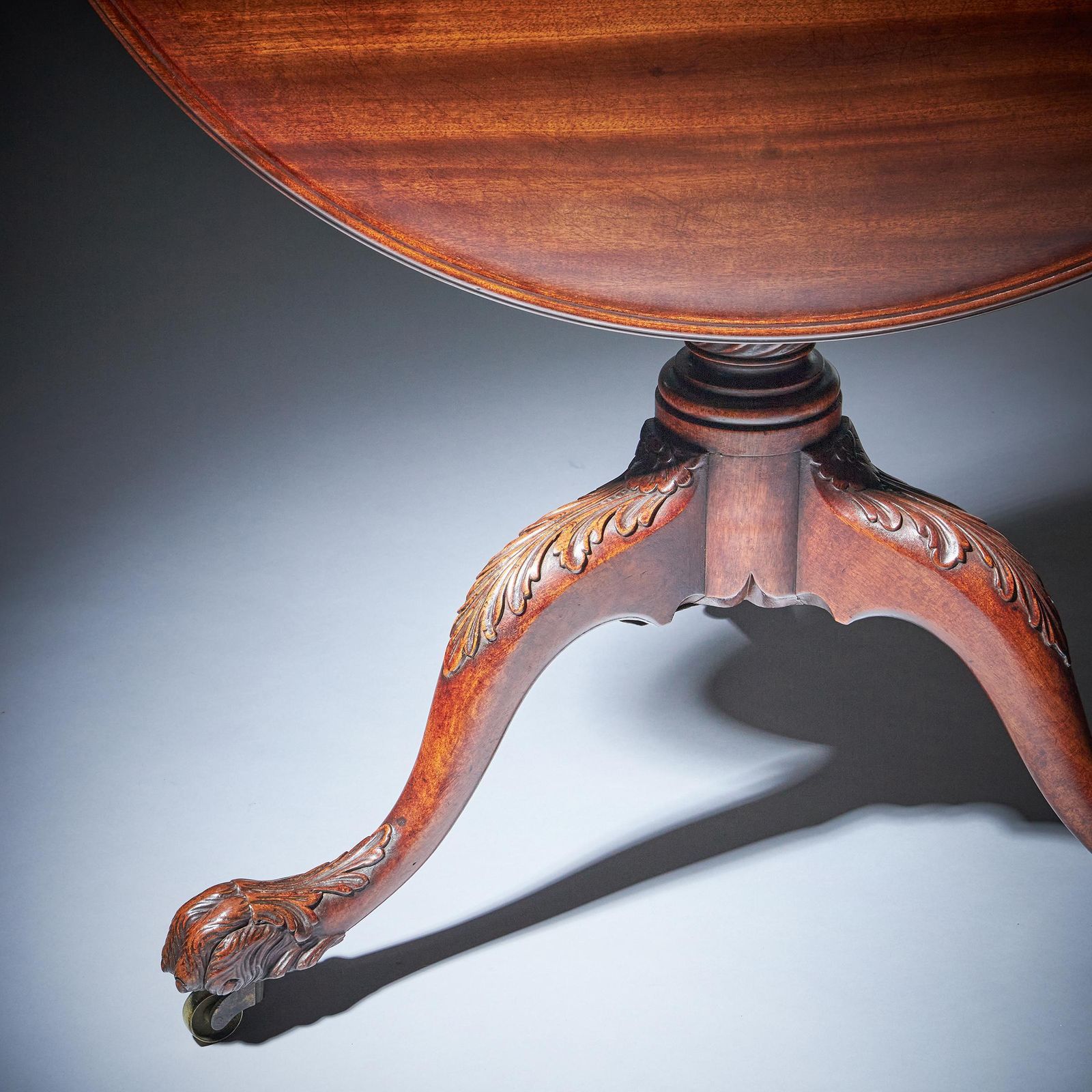 Rare 18th Century George III Mahogany Irish Wolf Foot Tripod Table, Circa 1760 photo Furniture