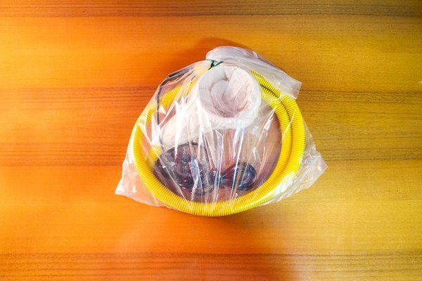 Italian Hebi Table Lamp By Lsao Hosoe For Valenti Luce 1960s photo vinterior