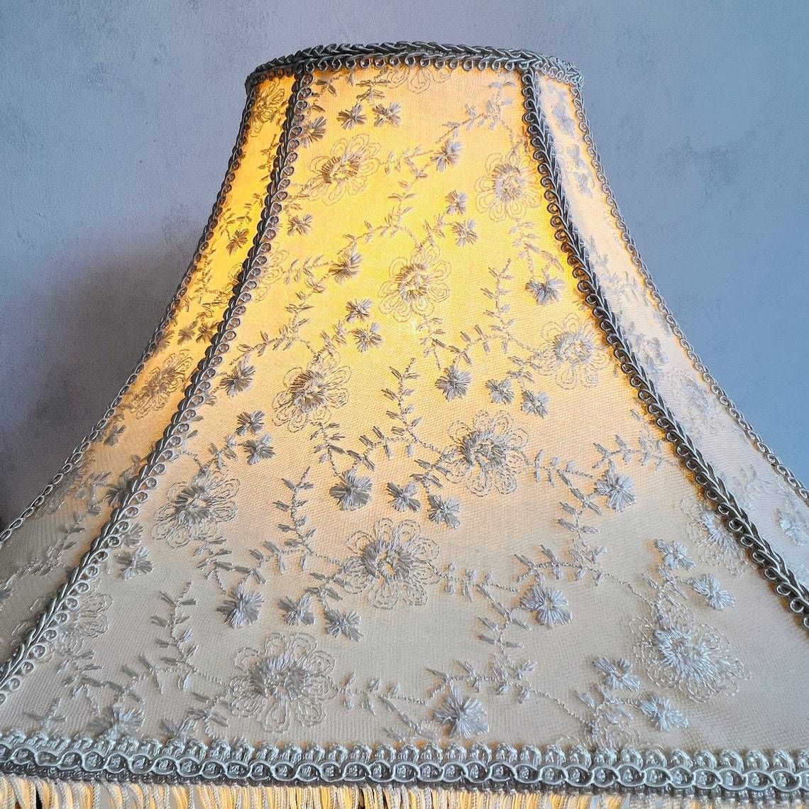 Vintage Cherubs Lamp – Vintage Tafellamp Met Grote Lampenkap – Bijzondere Verlichting – Romantische Verlichting photo buy