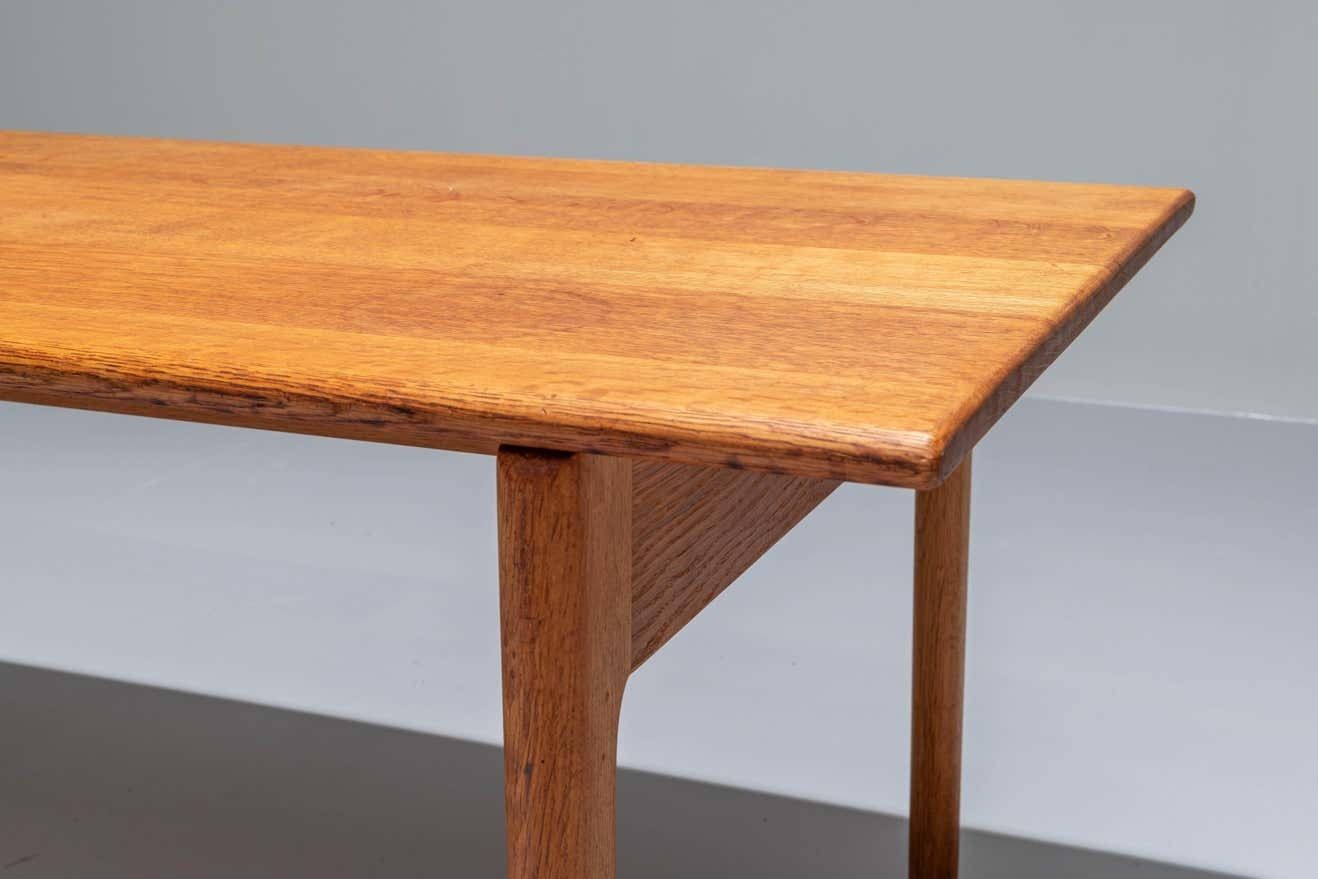 Hans Wegner At 15 Salontafel Door Andreas Tuck In Massief Eiken, Denemarken, Ca. Jaren 1960 photo 2857.92