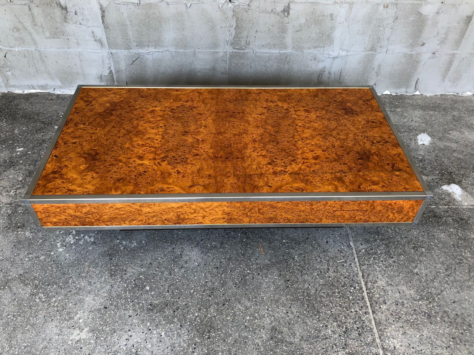 Coffee Table In Burl Maple Milo Baughman, 1970s photo Furniture
