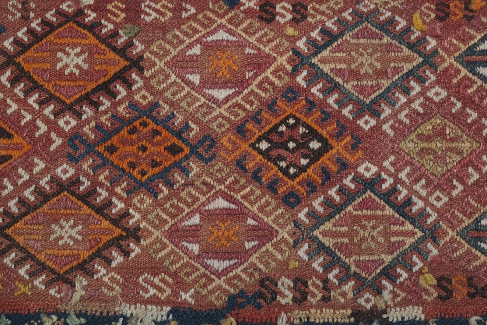 photo vinterior 1960s Turkish Cicim Kilim Embroidered Rug 5'1" X 12'4"