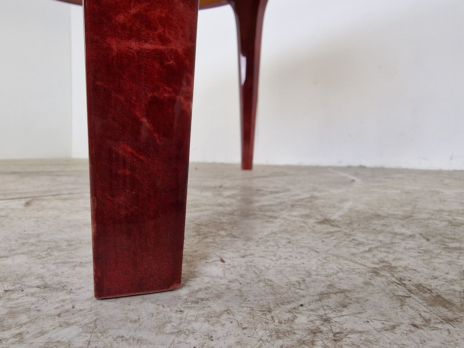 Italian Red Lacquered Goatskin / Parchment Dining Table By Aldo Tura, 1960s photo Furniture