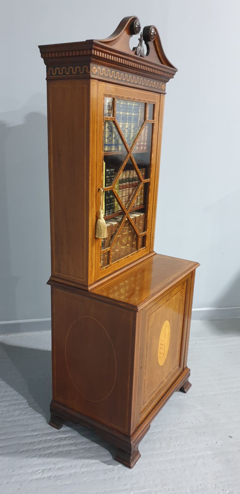 photo furniture Super Mahogany Bookcase Of Small Proportions