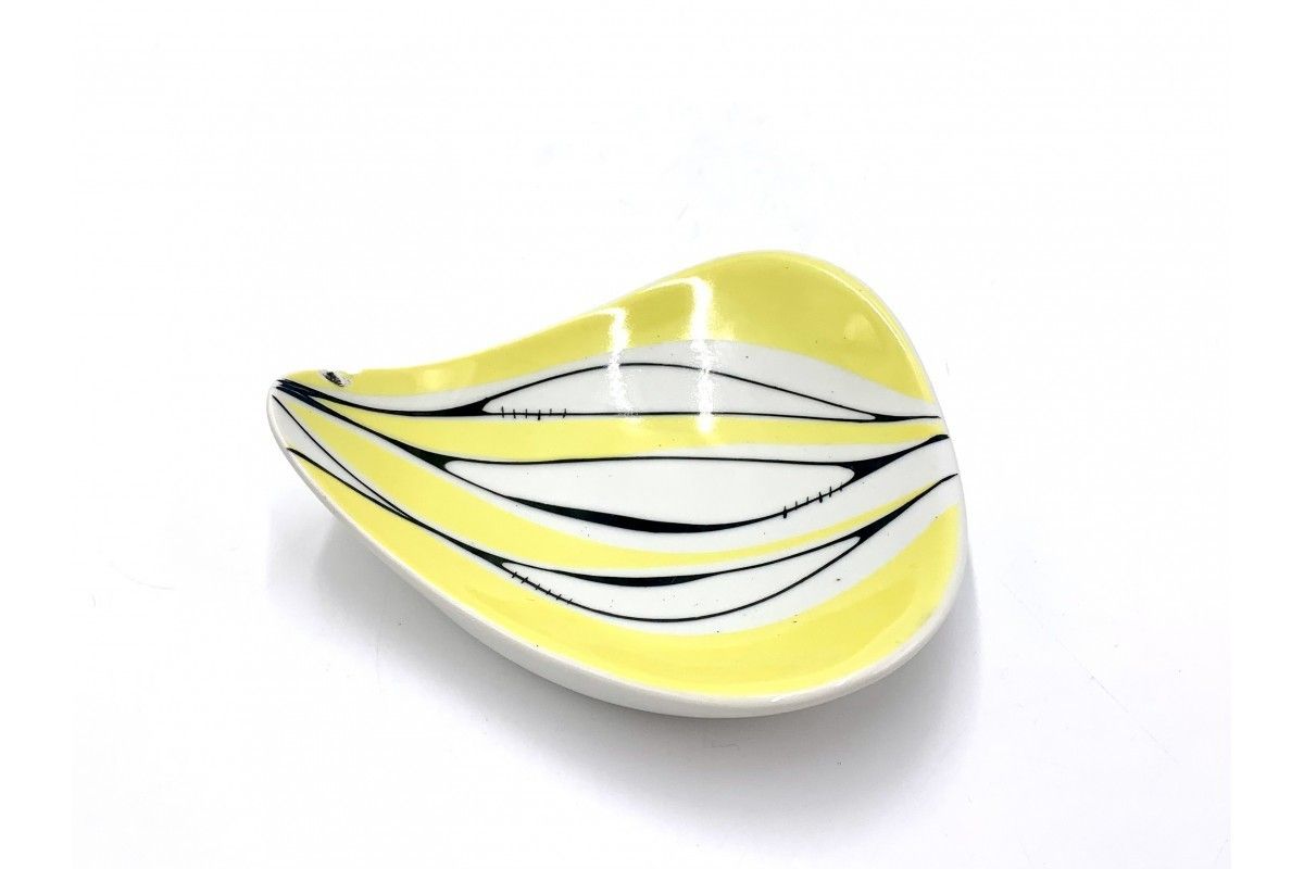 Pikasiak "Leaf" Ashtray, Designed By D. Duszniak, Poland, 1960 photo vintage