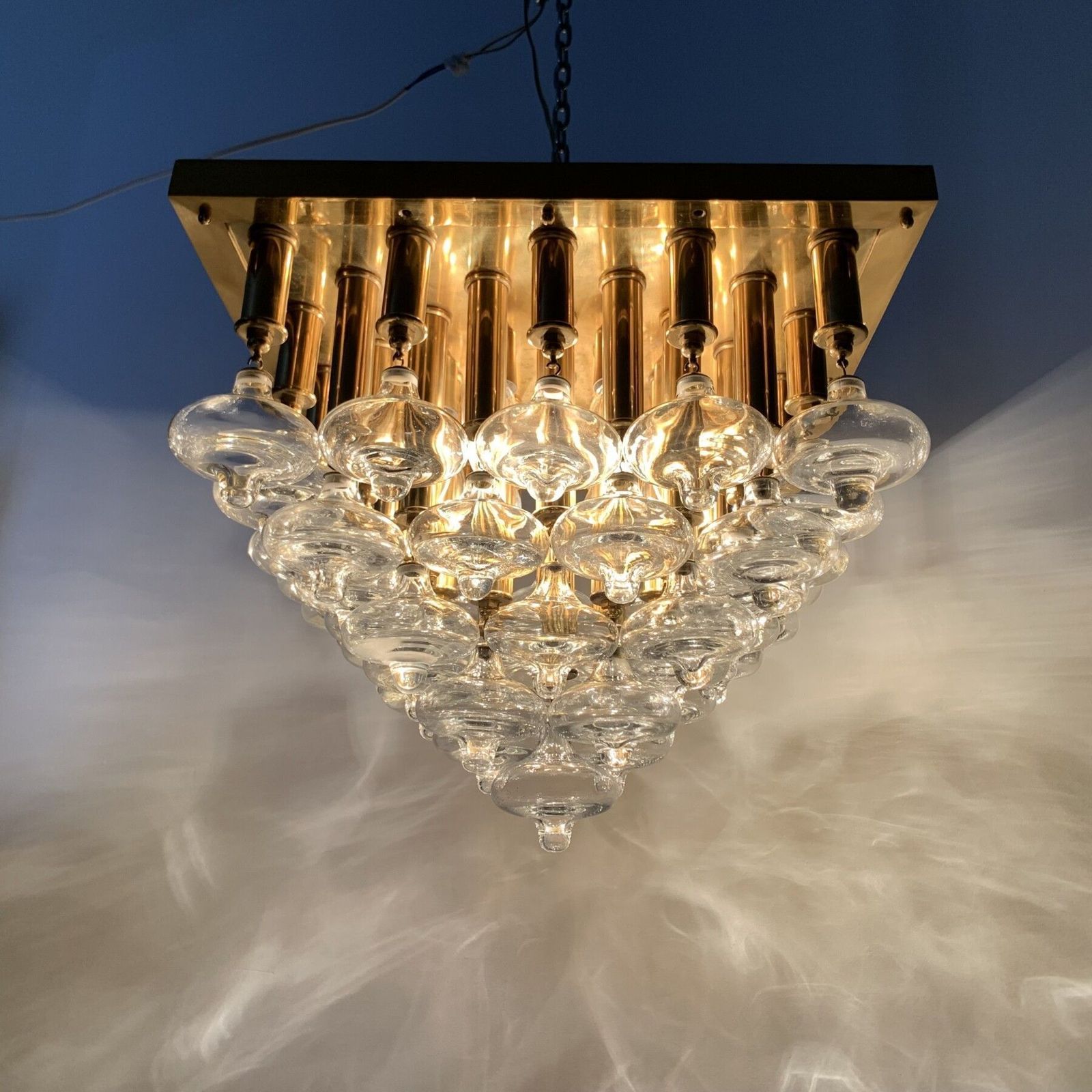 Mid Century Design Zeldzame Kalmar Gouden Plafondlamp, Jaren 1970 photo for sale