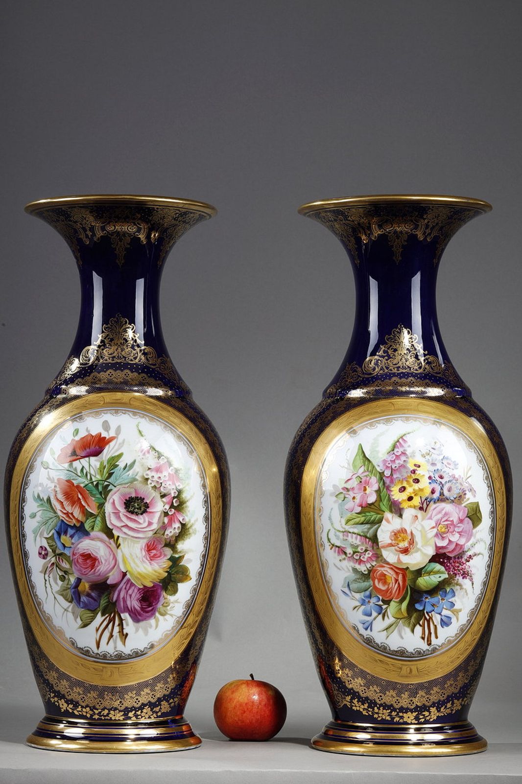Pair Of Large Porcelain Vases With "Valentine Blue" Background photo furniture