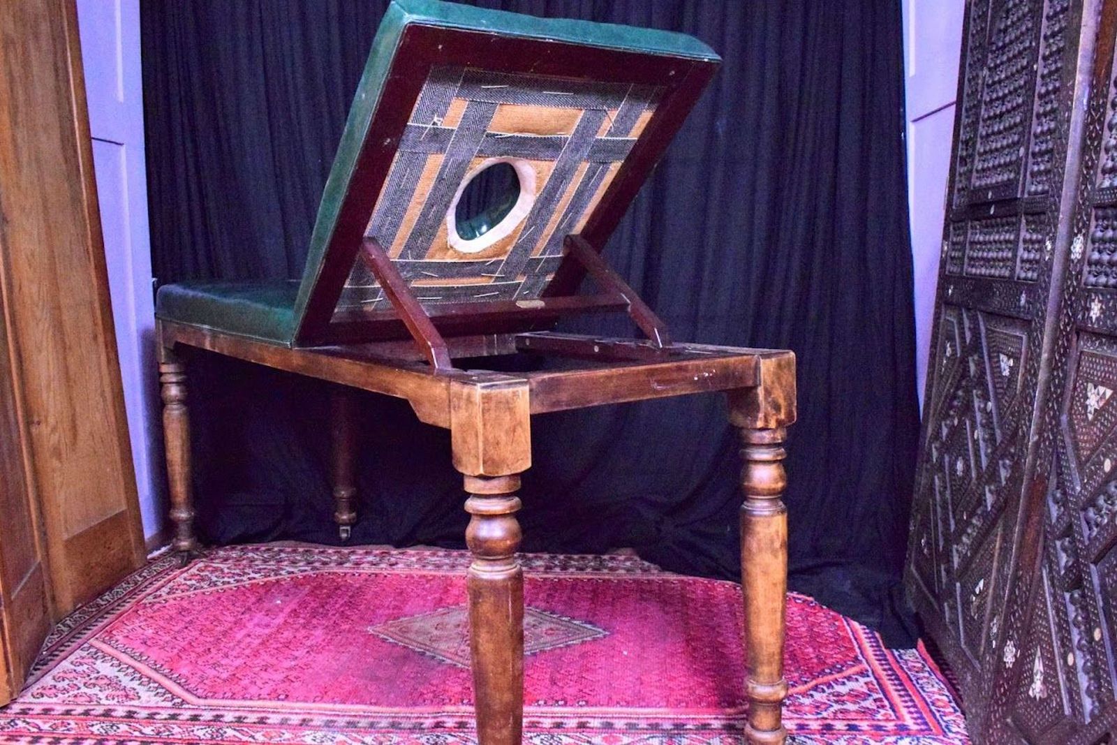 Edwardian W.H.Bailey And Sons Mahogany Medical Examiners Couch photo Furniture