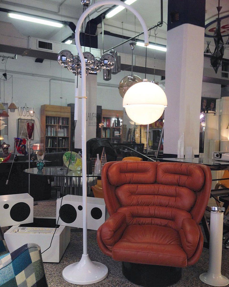 photo vinterior Mod. 4055 Floor Lamp By Bandini Buti For Kartell, 1960s