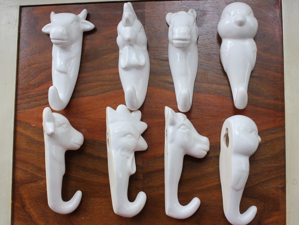photo furniture Set Farm Animal Porcelain Hangers Wall Hook White Hen,Horse,Chicken And Cow Heads Nursery Dress Hanger