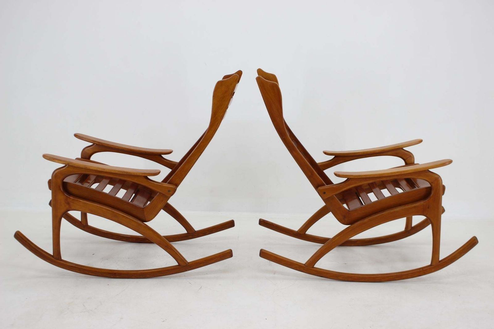1960s Pair Of Rare Beech Rocking Chairs By Uluv, Czechoslovakia photo 2470.0
