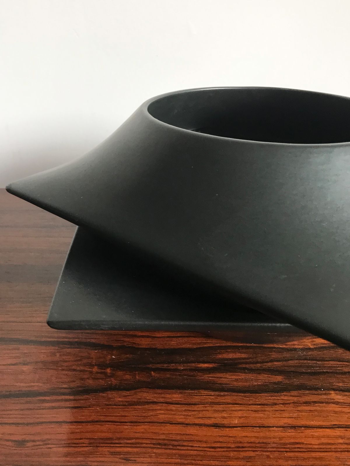Franco Pozzi Italian Black Ceramic Vase Centerpiece 1960s photo vinterior