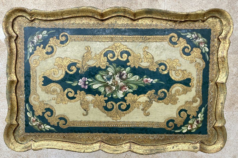 Italian Florentine Neoclassical Nesting Tables In Giltwood, 1960s, Set Of 3 photo 2096.0