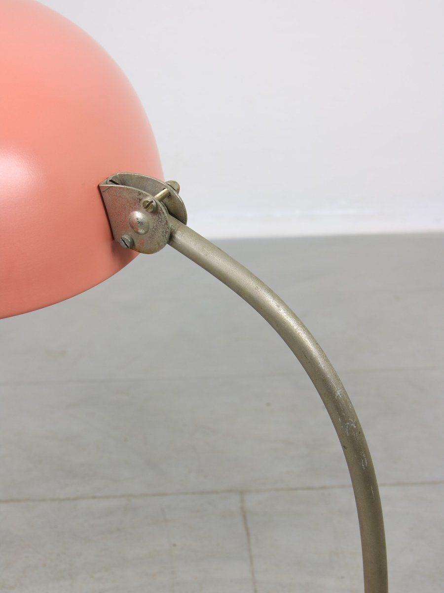 photo vinterior Bauhaus Salmon Table Lamp, 1930s