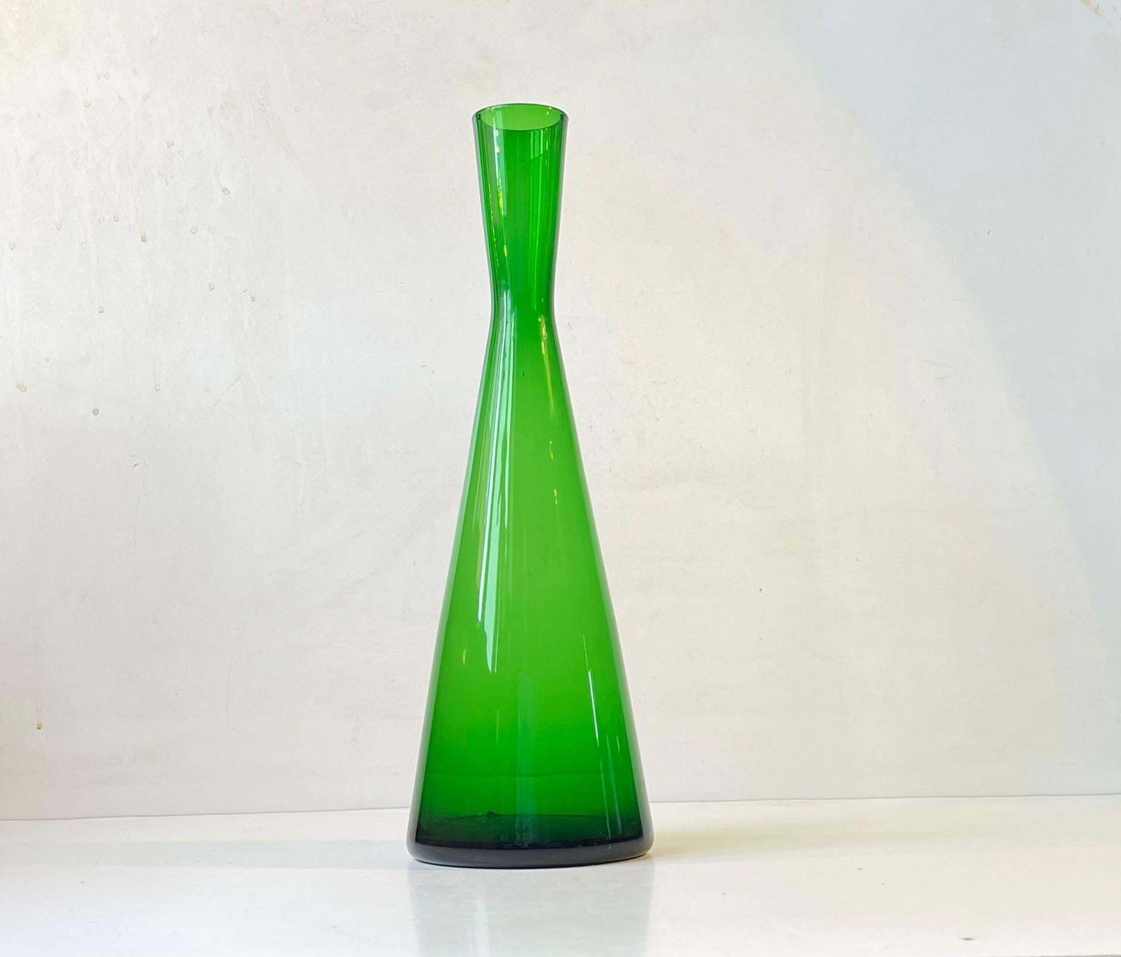 Green Danish Diablo Glass Vase By Per Lütken For Holmegaard 1960s photo 303.0