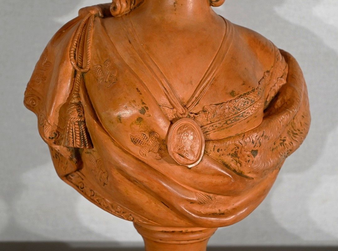 Bust Of Marie Antoinette In Terracotta, After F. Lecomte – 1920 photo vintage