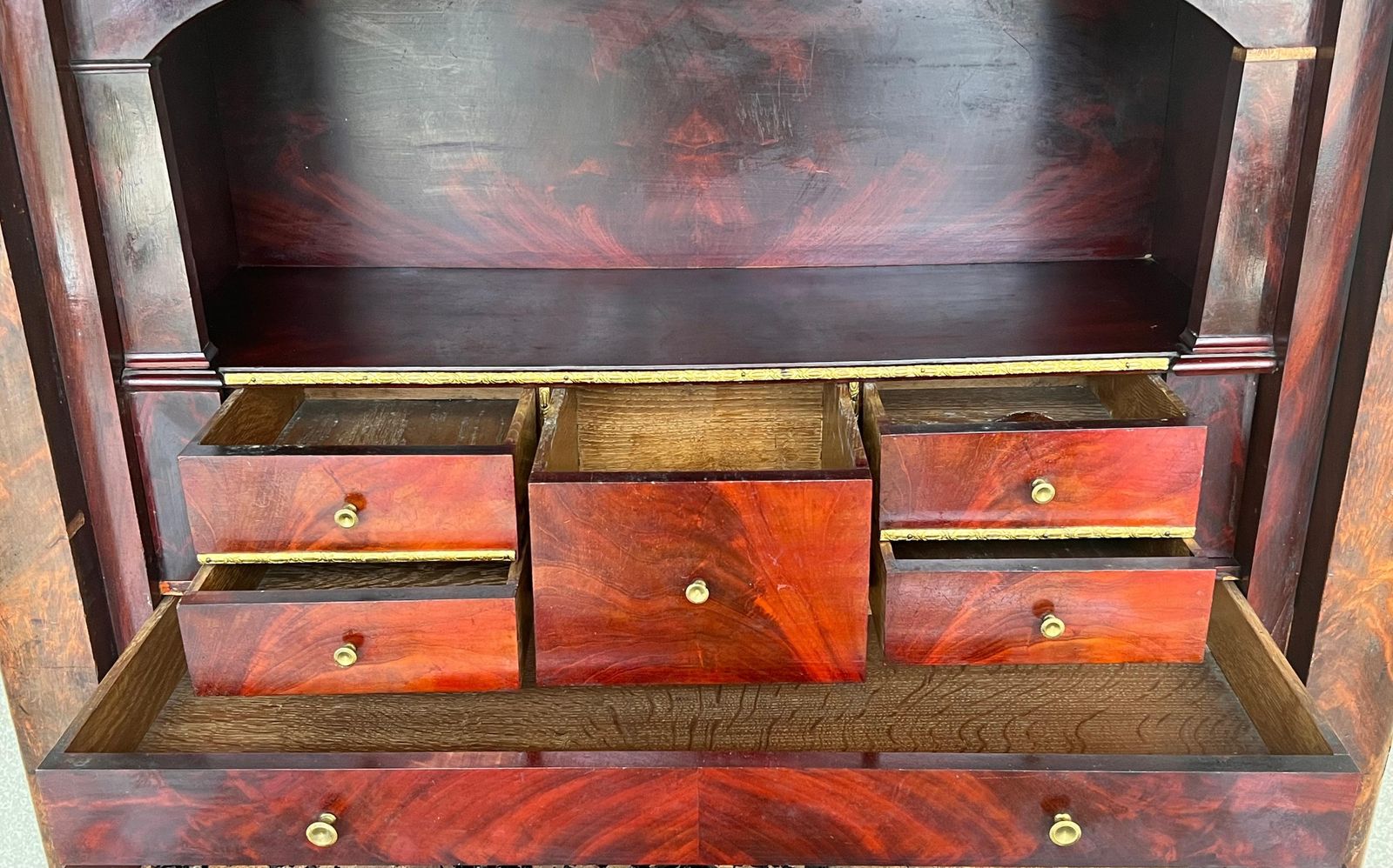 photo furniture Secrétaire à abattant en chêne de style Empire, XIXe siècle, France