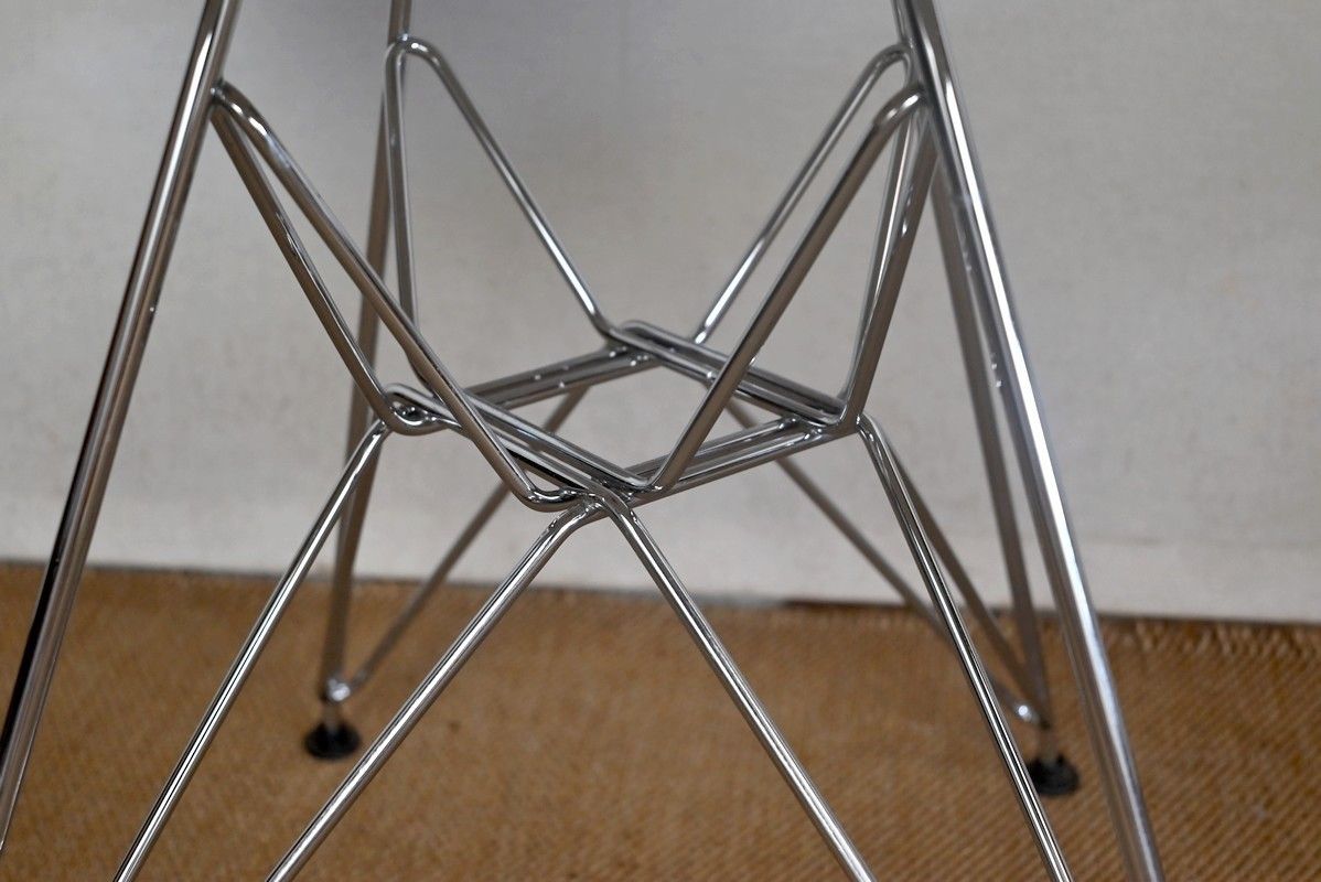 photo for sale Suite Of 6 Chairs, Dsr Model, By Eames – 1960