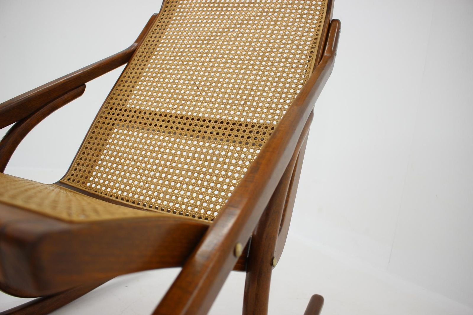 photo furniture 1960s Antonin Suman Bentwood Rocking Chair, Czechoslovakia